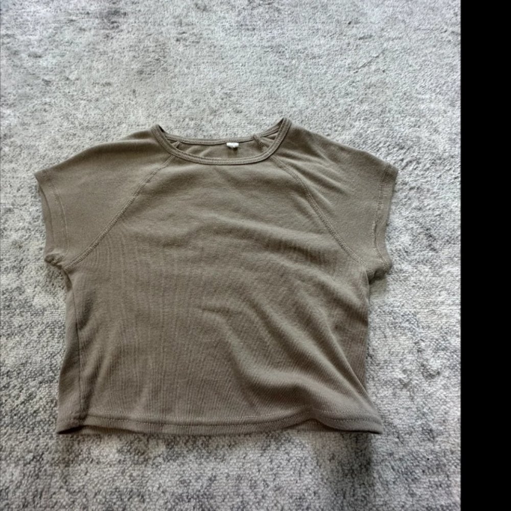tee shirt
